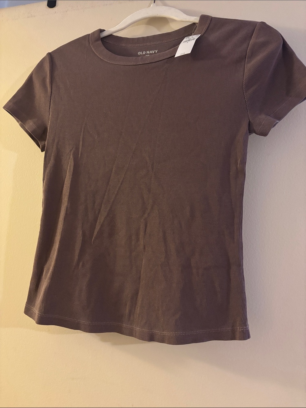 OLD NAVY RIBBED SNUG TEE BROWN TAUPE